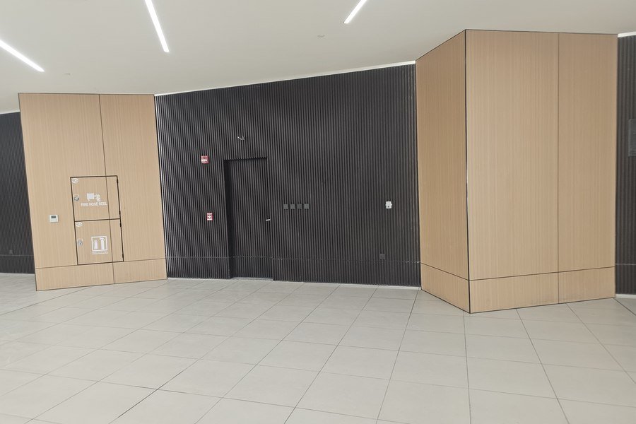 Specialist Hall & Parking thumbnail 6